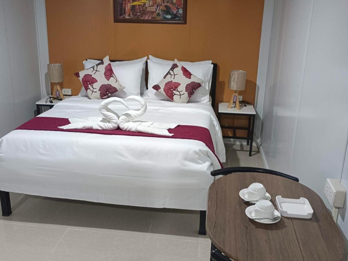 Happy Daze Hotel Tagum 外观 照片