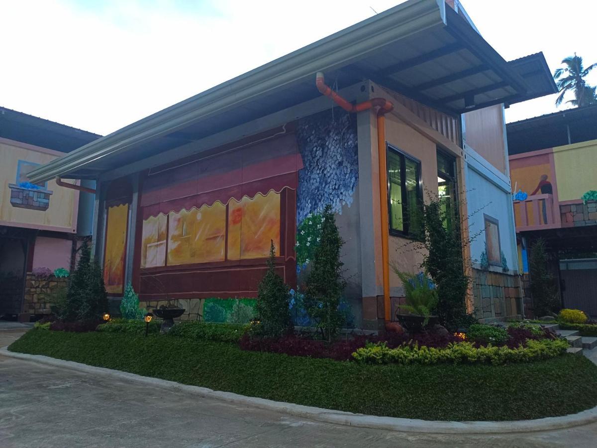 Happy Daze Hotel Tagum 外观 照片